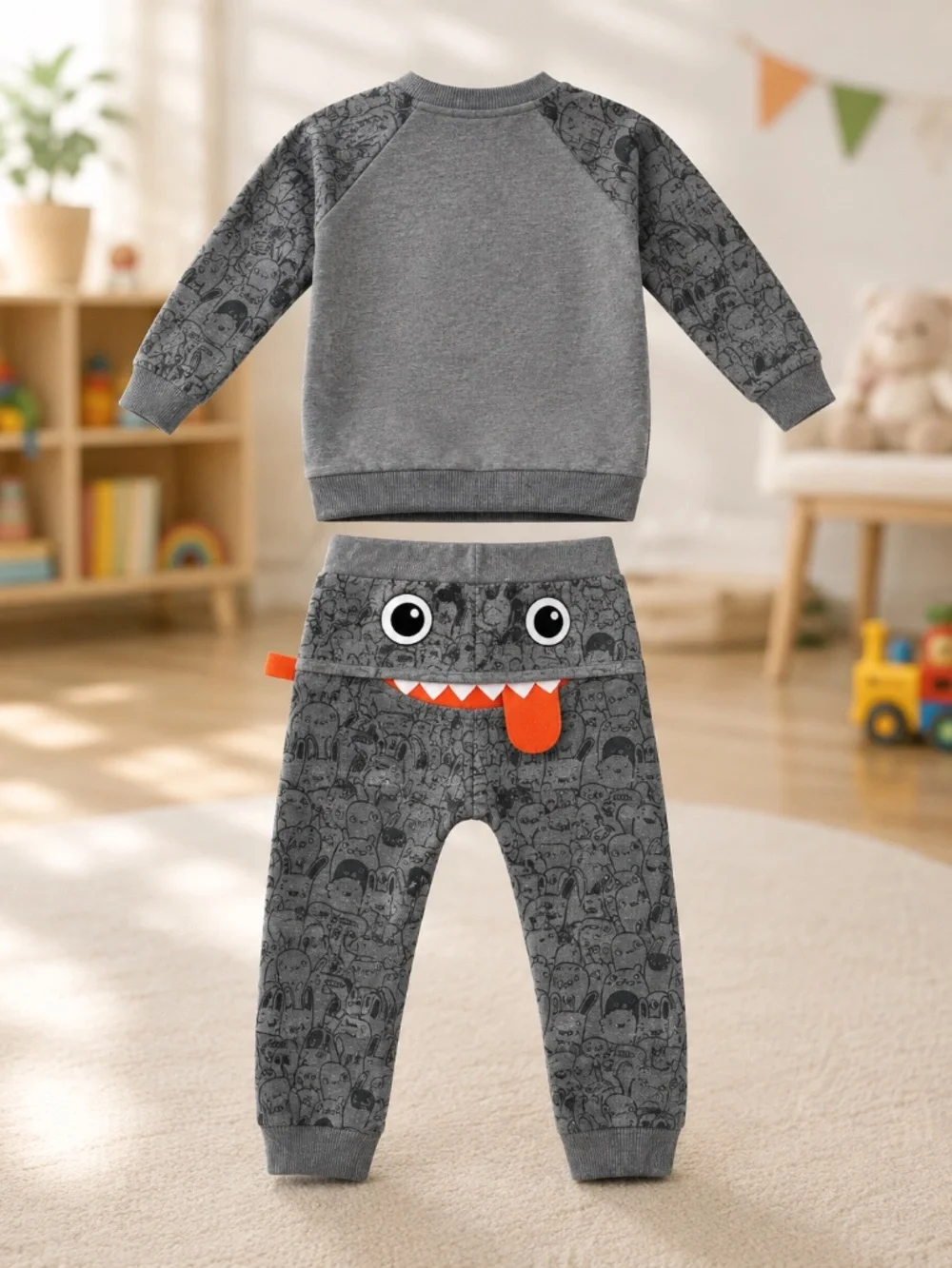 Adorable Monster Outfit Set – Size 24–36 Months (98 cm) 👾🚗🚀
